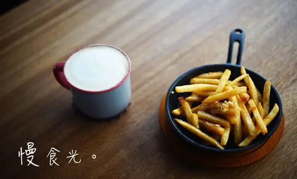 【台南下午茶】【東區】爺茶｜私房推薦！暖心茶飲好喝，跟姐妹聊天的秘密基地！