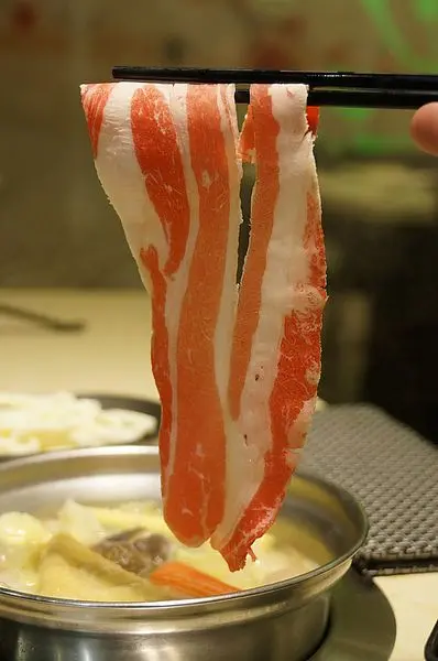 台北美食推薦-慶城街一號高麗菜.王子麵吃到飽的＂禾屋日式涮涮鍋"