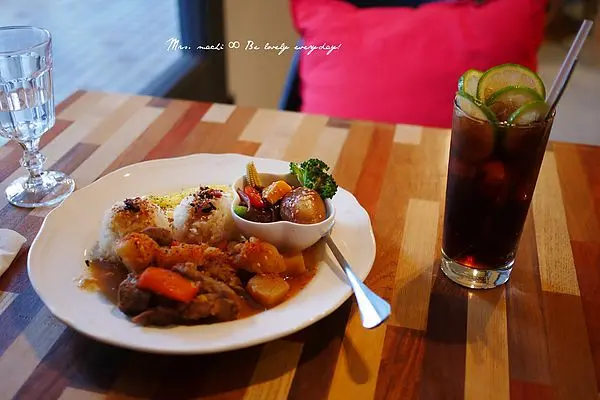 【 食記｜台中 】八日八。西式早午餐＆中式餐點的絕佳組合