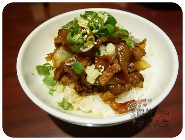 美食。餐廳│ 台北大安區 忠孝復興捷運站 米澤製麵 (大安旗艦店) 新鮮現做讚岐烏龍麵 天婦羅炸物種類多 ❤跟著Livia享受人生❤