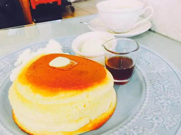 捷運忠孝新生站✿東京紅茶&餐廳KANO嘉農✿為了日式終極厚鬆餅而來~不失所望超厲害呀!! 口齒留香又有多層次口感