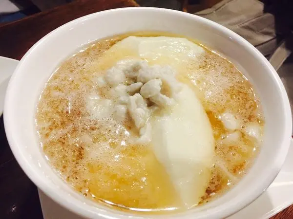 捷運市政府站 ✿ 騷豆花 cafe ✿ 東區巷弄裡的超燒~~~騷豆花! 外國人都來朝聖的人氣小食!