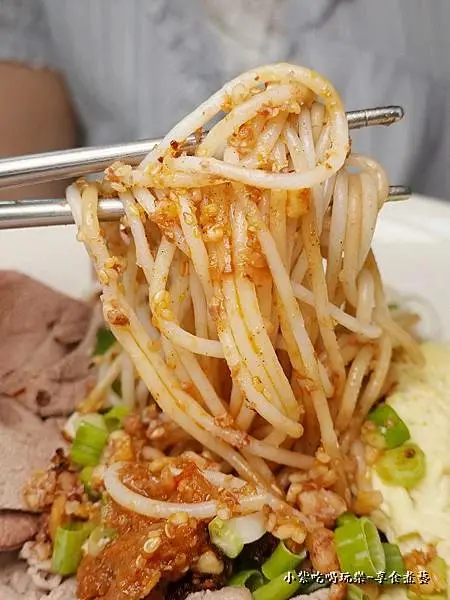 乾拌綜合米線-龍崗米干 (4).jpg