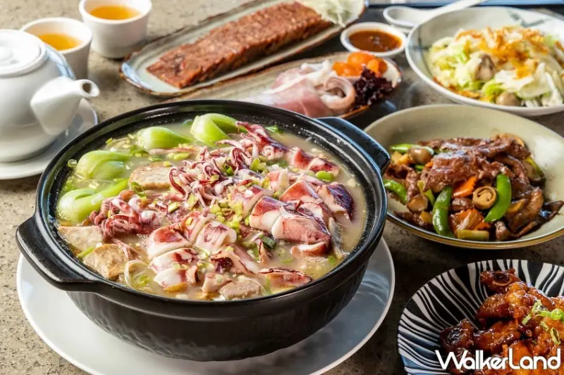 2025福隆沙雕季「迪士尼仲夏歡樂祭」好評延長至10/12！把握中秋與雙十連假最後機會欣賞8公尺高玩具總動員沙雕。