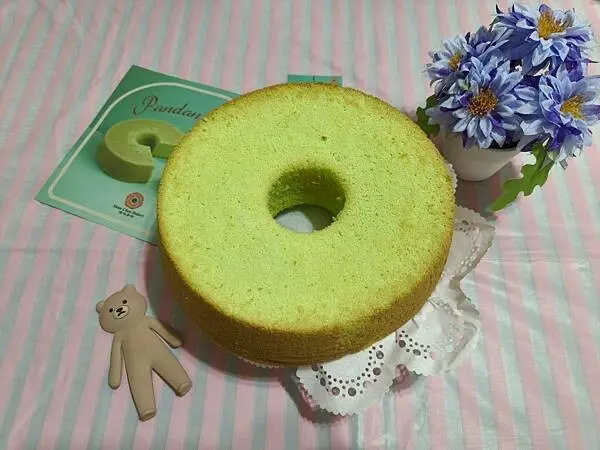 東南亞風情經典之作美食糕點-順成斑蘭蛋糕-柔軟蓬鬆濃郁的西點推薦!!