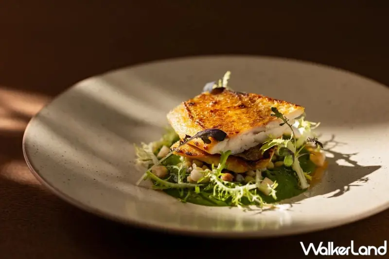 米其林1星A CUT牛排館秋季新菜單！「島嶼庭園」必吃黑鮪魚、鴨肝與牛舌，探索主廚凌維廉的草本清新味覺宇宙。