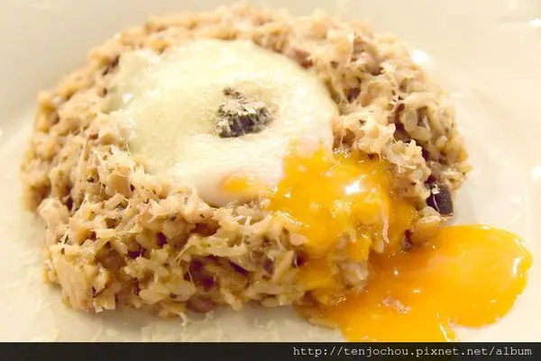花花，甲飽沒【台北食記】悅禾莊園義法餐酒館 邰哥推薦的松露燉飯 東區美食國父紀念館站聚會餐廳推薦