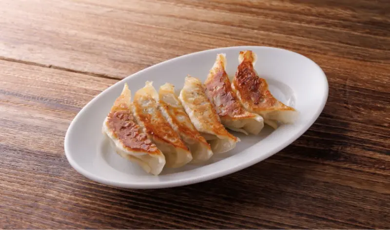 神戶西宮站超濃厚明太子拉麵「刻刻拉麵」新開幕，濃厚豚骨+辣味明太子絕配，神戶自由行想吃拉麵就選這家吧。