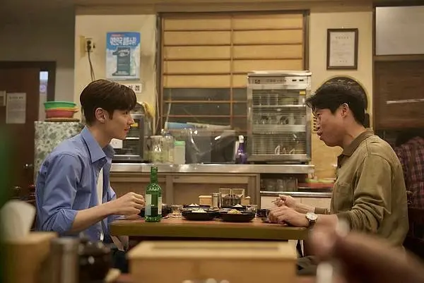 「電影首映」本週二部強檔，#捍衛天使 基努李維變身「凡人天使