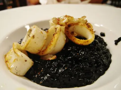 [信義] 松菸 黑米 Cafe-Bristo，超人氣墨魚燉飯太銷魂啦