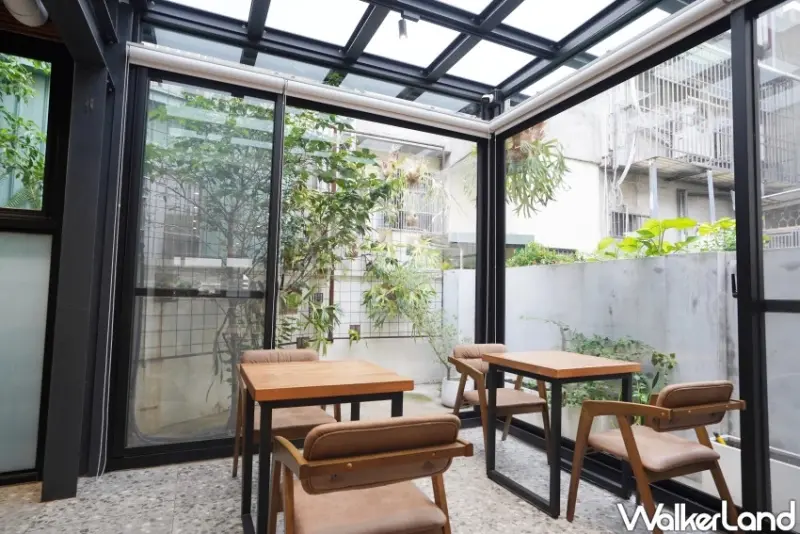 台中國美館咖啡廳推薦！Ritrovare coffee PLUS 尋品·旬品咖啡 精選全球精品咖啡，寵物友善咖啡廳。