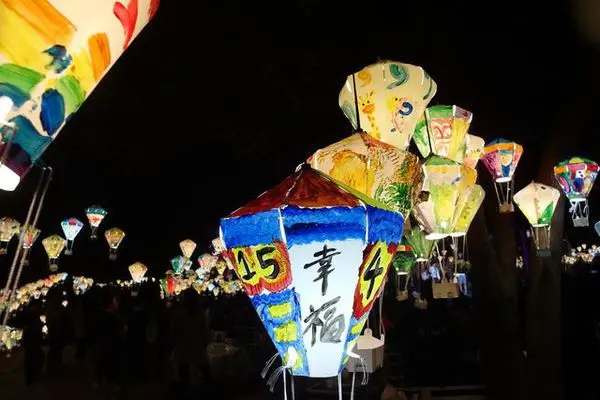 【台東必玩景點 】藝文之旅  鐵道藝術村&鐵花村  台東故事館  東海岸加路蘭遊憩區 