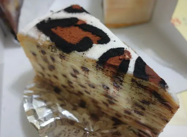 看窩客帶你先吃食尚玩家 狸小路千層蛋糕~太妃焦糖好吃 豹紋更吸睛!!!
