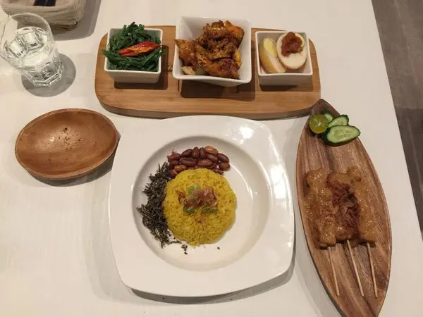 台北景美 天島咖啡店 - 進景美捷運站，賣南洋料理的咖啡店