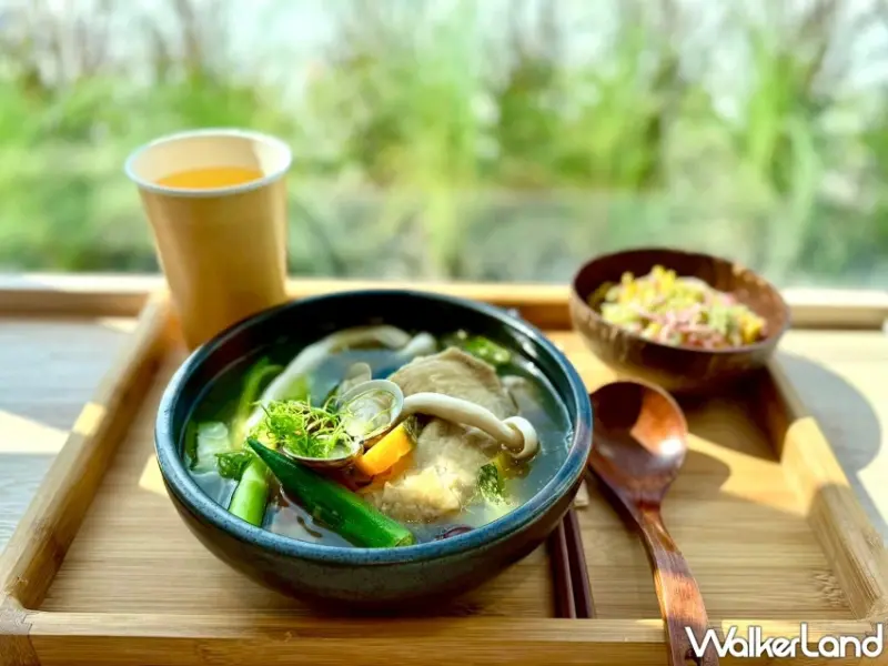 花蓮壽豐新景點「理想食光」開幕！坐擁湖景第一排享8大人氣美食，鄰近星巴克成縱谷最美中繼站。