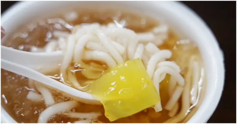 鹿港消暑美食首選！鹿港傳統粉粿冰源記  鹿港老字號冰店，招牌綜合冰必吃。