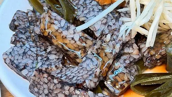 LINE_ALBUM_黃記米粉湯_251016_23