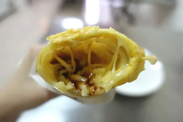 鮮味餡餅‧蛋餅‧豆漿-永和人魂牽夢縈的芋頭餡餅開賣囉~乳酪蛋餅依然百吃不膩!!!