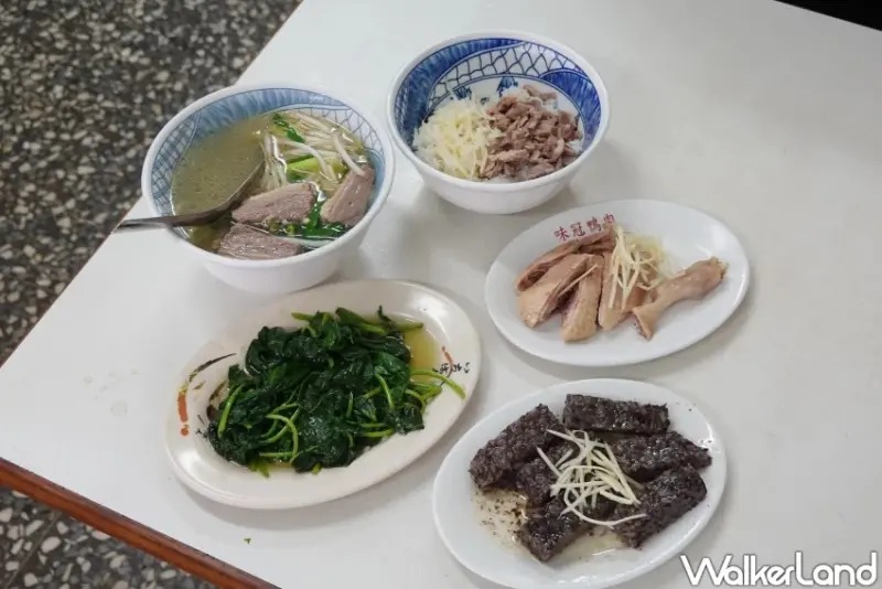 高雄三民區美食推薦！鴨肉和 超人氣鹽水鴨老店，招牌鴨肉飯、鴨米血必點。