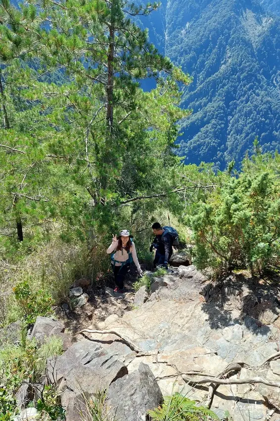 【百岳】玉山前峰(二刷)一日單攻《 3個小隊友(3歲7歲
