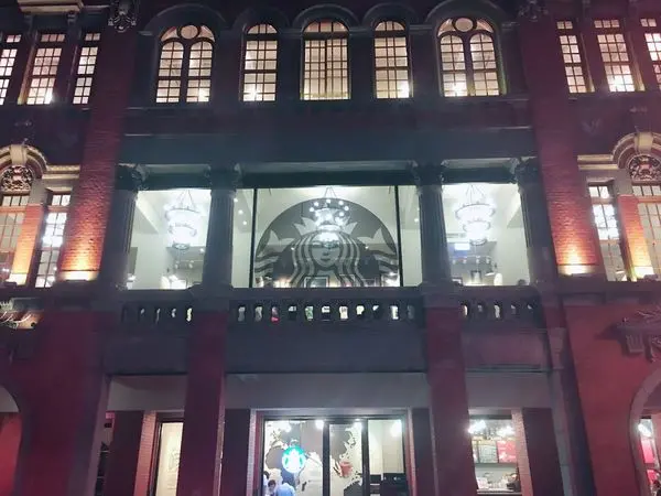 [愛吃鬼]星巴克迷必看!!!巴洛克風格的大稻埕保安門市~你收藏了嗎