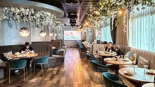 LINE_ALBUM_許雪莉2訪_251009_11