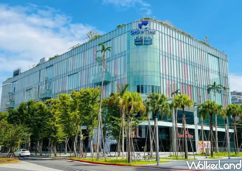 大巨蛋秀泰影城10/17開！半價電影、270度環景螢幕，打造最強旗艦影城。