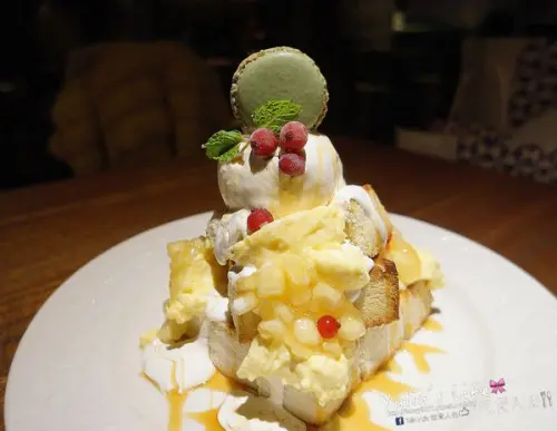 有沒有咖啡 Double H 壹號店 ♥ 士林義大利麵 / 燉飯 / 咖啡茶飲 ♥ 當布蕾遇上金磚蜜糖吐司