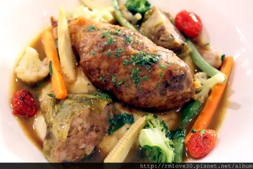 東區‧再訪豬跳舞小餐館新菜色