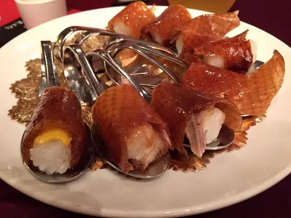 【食記】伯朗咖啡城堡+晶英酒店櫻桃鴨