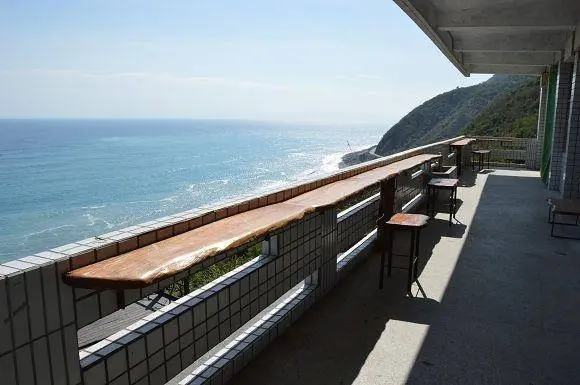 向陽薪傳木工坊(多良車站順遊景點)~品味木製手工藝品．欣賞無敵海景的好地方