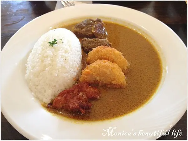  ♥吃♥ 築地山麓咖哩。台北第一好吃!!(哭)