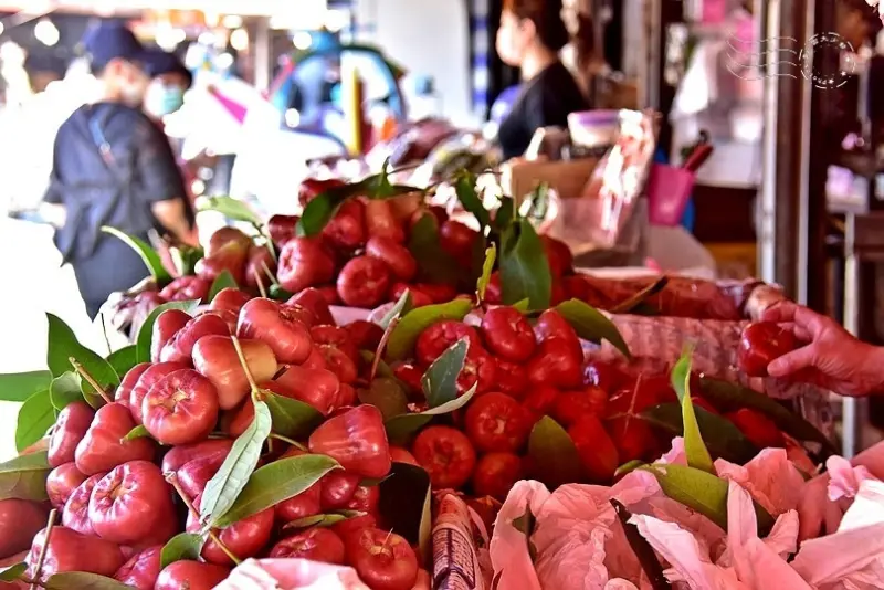 車城福安宮:黑珍珠蓮霧