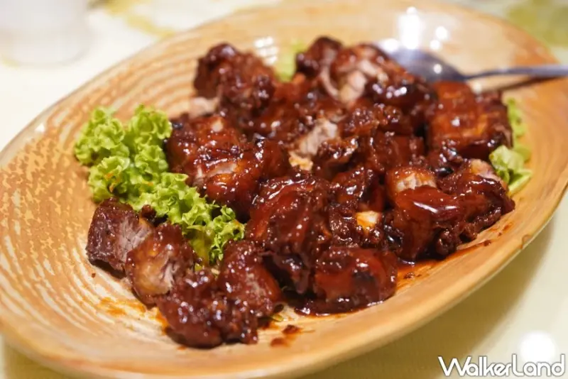 開在體育館的吉隆坡美食！碧華樓  米其林必比登推薦 在充滿歷史氣息的體育館品嚐粵菜。