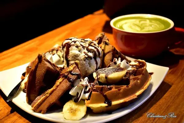 【新北。美食】新莊 / 混日子咖啡，個性又復古的咖啡店，悠閒好去處