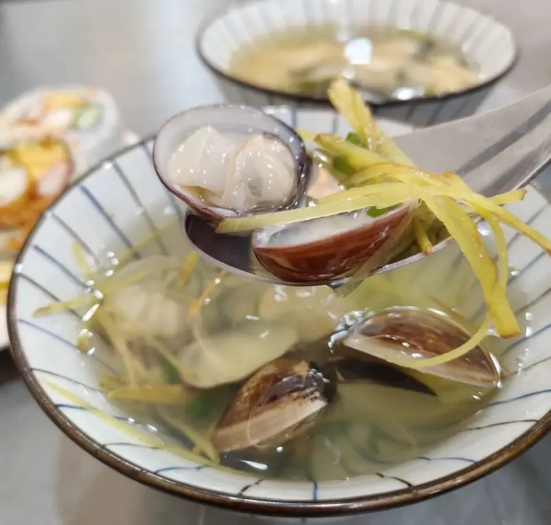 竹東美食｜竹賀日式食堂．厚切刺身、炙燒星鰻都好吃新鮮的日式料