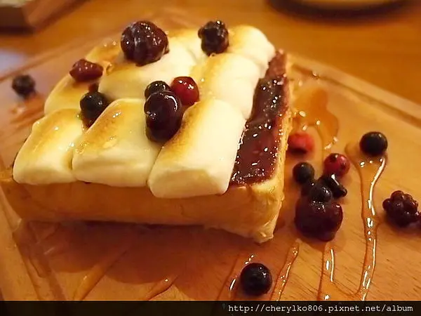 【台北松山】窩客島好康搶先試~夢羅美式餐廳