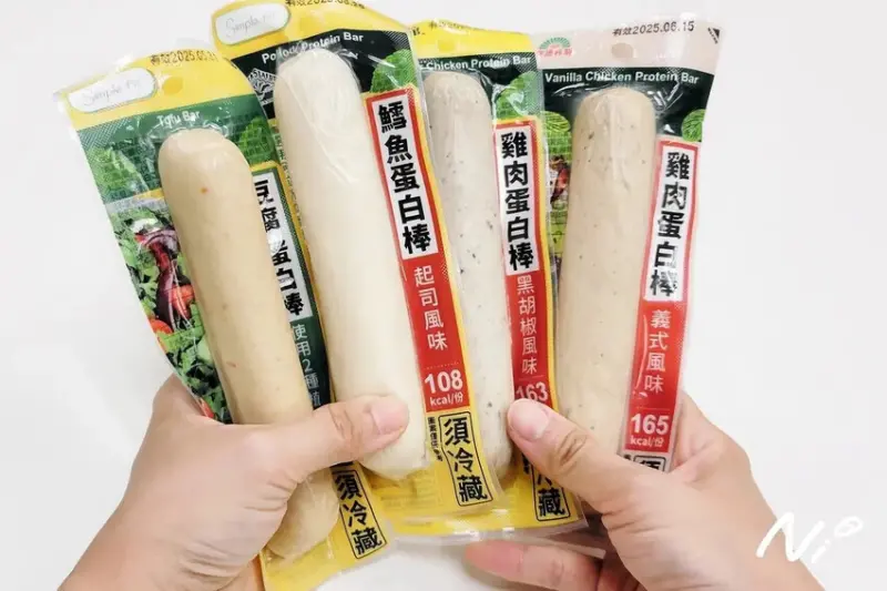[7-ELEVEN]【Simple-Fit】起司鱈魚/雙蔬豆腐【御料小館】黑胡椒雞肉【聖德斯科】義式雞肉。4款蛋白棒系列 #拆封即食