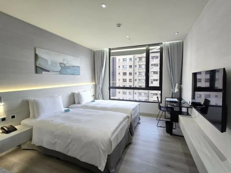 桃園市大園區青埔商旅 CP-HOTEL｜機場附近超高CP值商旅住宿！距離桃園高鐵只要2分鐘！高水準的一泊二食！桃園機捷住宿推薦、桃園高鐵住宿推薦、機場住宿推薦、青埔住宿推薦、桃園住宿推薦