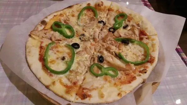 五餅二魚：好吃的手工薄片披薩(捷運永安市場)