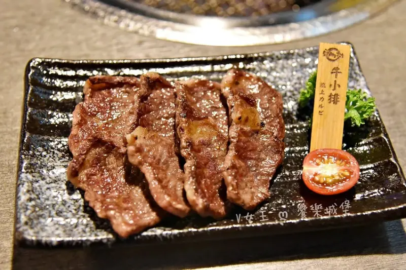 東區燒肉推薦 豆町村燒肉 ll 國父紀念館美食，嚴選新鮮頂級