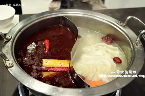 捷運中正紀念堂站X火鍋||