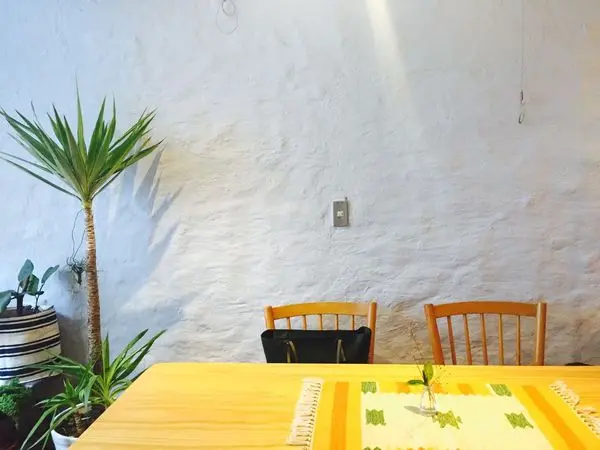 捷運東門站✿ Ichijiku Cafe & Living✿隱身住宅二樓 ! 零距離生活感~ 最貼近簡單優雅的咖啡廳!