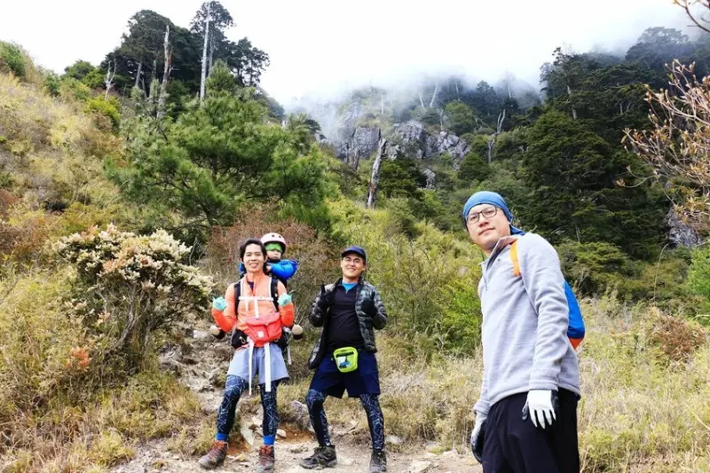 【百岳】玉山前峰(二刷)一日單攻《 3個小隊友(3歲7歲