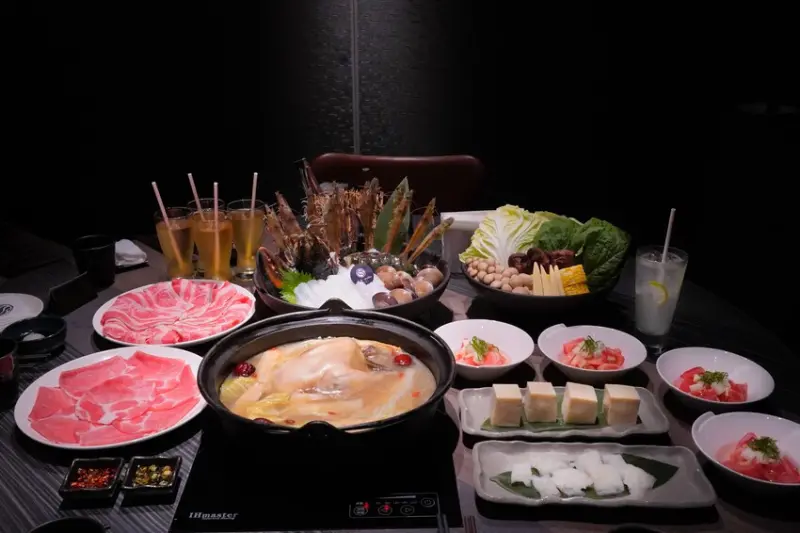 台北市中山區食令 Shabu 大直店｜黃金花膠雞鍋限定登場 活海鮮桌邊服務 台北頂級火鍋推薦！