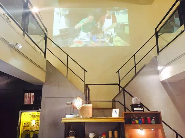 捷運市政府站 ✿Arthere Café 上樓看看咖啡✿ CP值高~極度適合久坐的台北咖啡廳 !