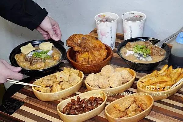【中和麵線推薦】賴桑透抽蚵仔麵線 中和店 只要$35元起 必點魔霸特餐、魔霸雞排、炸麻糬 (14).JPG