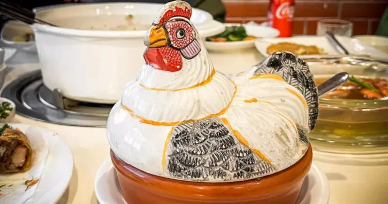 雞家莊本店！台北米其林推薦台菜餐廳，經典三色雞與布丁的美味傳奇