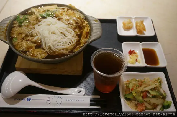 (美食)台中 來自馬來西亞的「正宗肉骨茶」!::新萬利肉骨茶-中友百貨店::