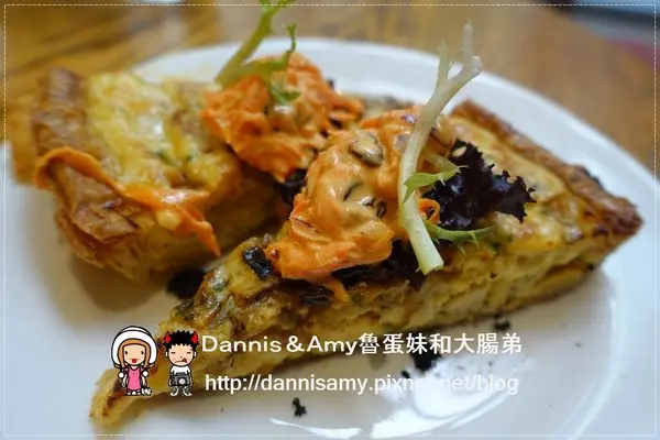 ♥新竹巨城好吃餐廳♥▋PAUL保羅麵包沙龍新竹巨城店  招牌草莓千層派▋下午茶 早午餐  約會 偽貴婦行程~